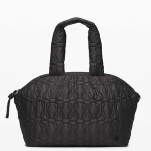 Lululemon Quilted Embrace Tote Bag 20L